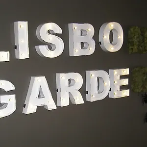  Bed & Breakfast Garden Boutique